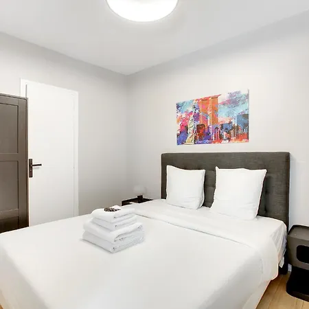 Modern And Air-conditioned In The Heart Of Le Marais Paris