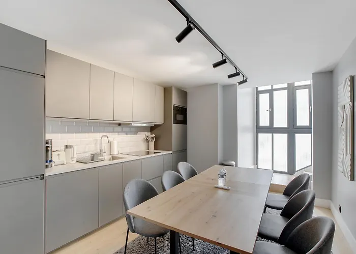 Daire Modern And Air-conditioned In The Heart Of Le Marais Paris